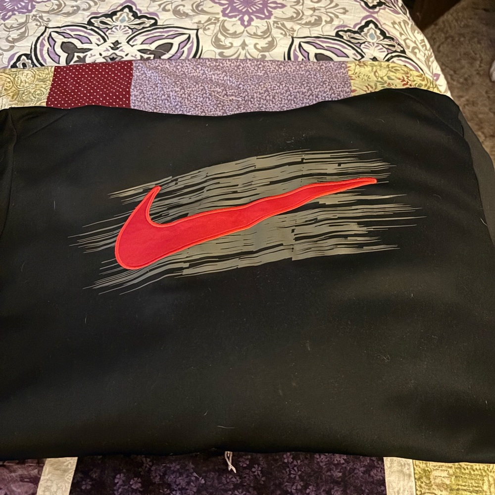 Men’s sweatshirt